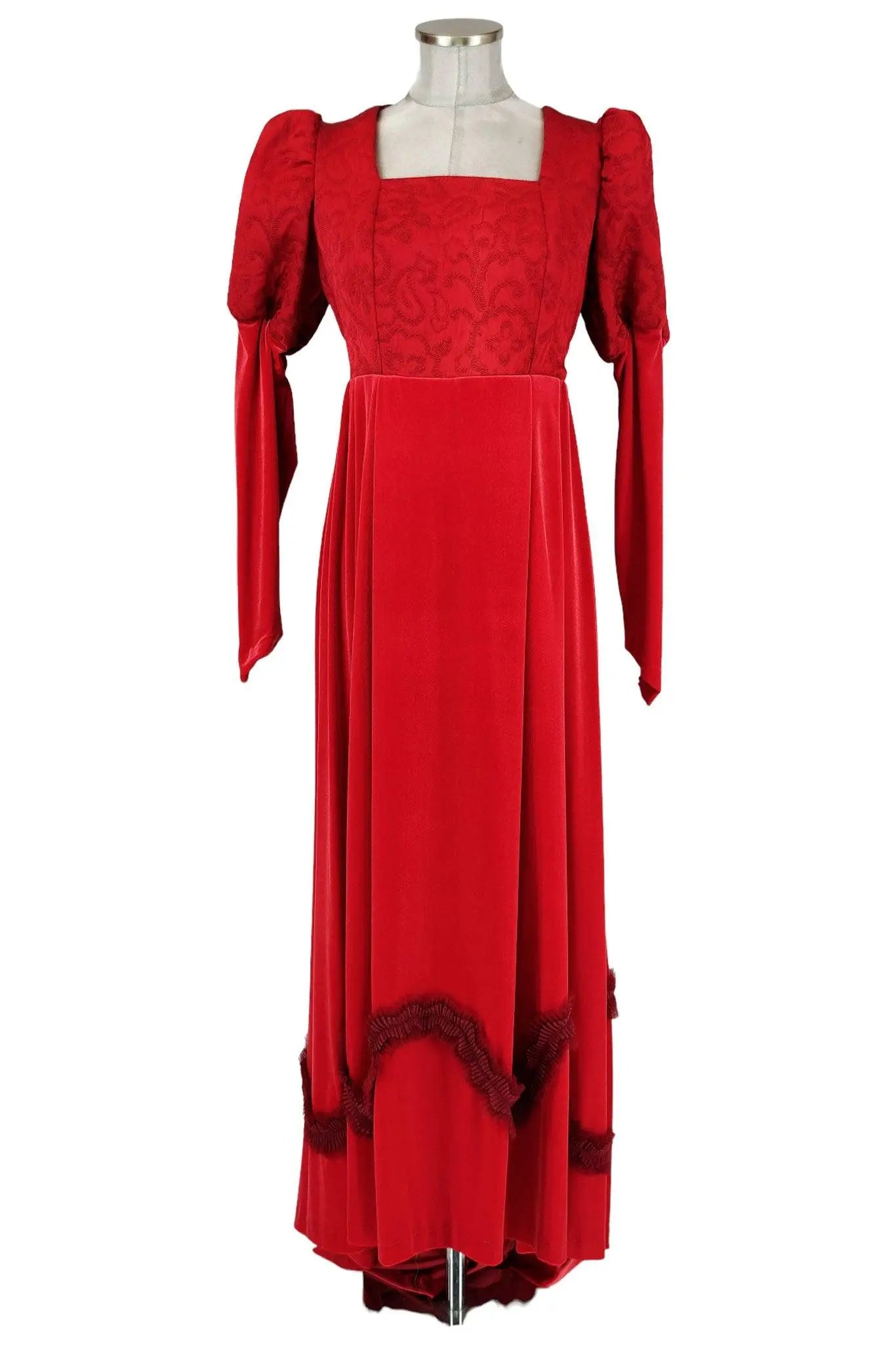Noleggio abito rosso medievale donna - storico